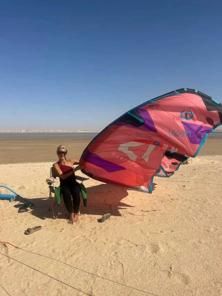 4 Days / 3 Nights Camp + 10H Kitesurf